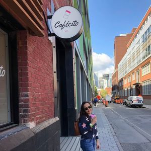 Meet your Posher, Stacey